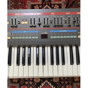 Roland Juno 106