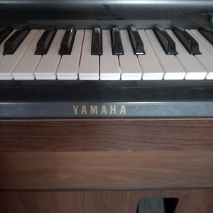 Yamaha CN-70 – Orgue électronique vintage à un clavier