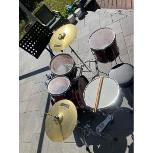 YAMAHA GIGMAKER Drum Set
