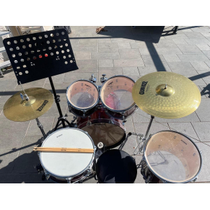 YAMAHA GIGMAKER Drum Set
