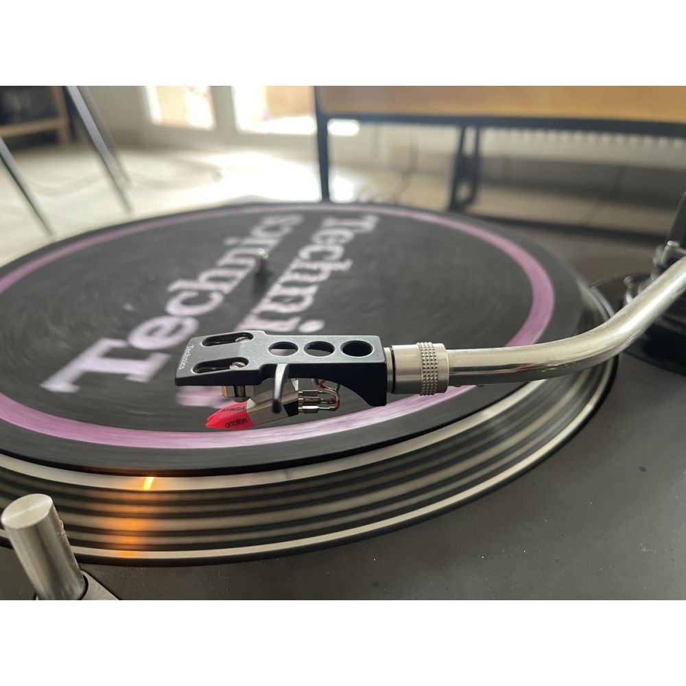 Technics SL-1210MK2