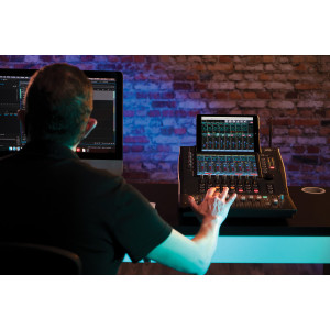 Peavey Aureus 28 Mischkonsole