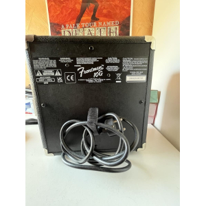 Squier Stratocaster + Squier Frontman 10G Amp