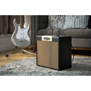 Cort 30w Reverb Schwarzer Gitarrenverstärker