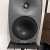 Genelec 8040B - Par de monitores profesionales bi amplificados como nuevos.