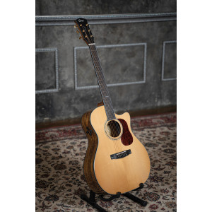 Cort Gold A6 Bocote Natur