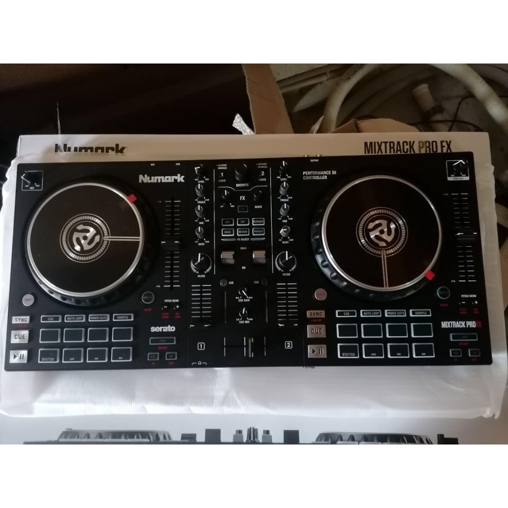 Numark Mixtrack Pro FX + casque