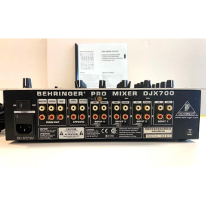 Behringer DJX700