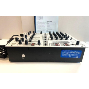Behringer DJX700