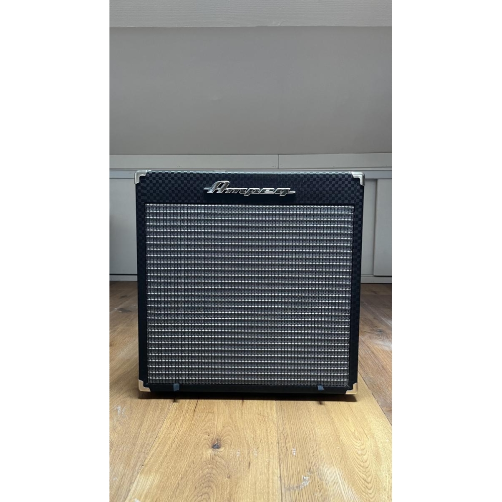 Ampeg Rocket Bass RB-108
