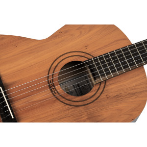 Ortega Traditional Gitarre Massive Zeder