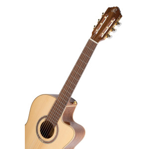 Ortega R138 Gitarre massive Fichte, Cw Eq