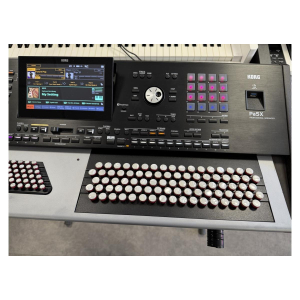 Korg Pa5X + Teclado de botonera MusicTech