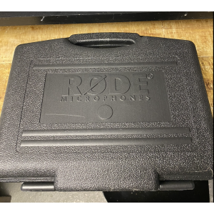 Rode NT5 Set with carrying case.
