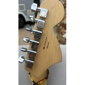 Left-handed Fender Stratocaster USA