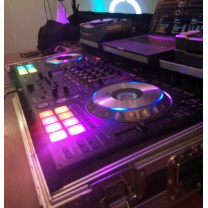 Pioneer Dj DDJ-RZ + Flight Case