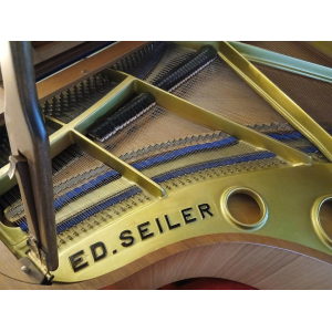 Seiler piano 1/4 de queue