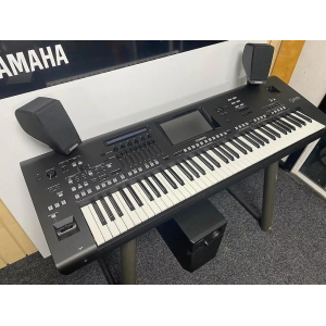 Yamaha Genos es el último teclado workstation de la reconocida marca japonesa, que combina calidad de sonido superior, 