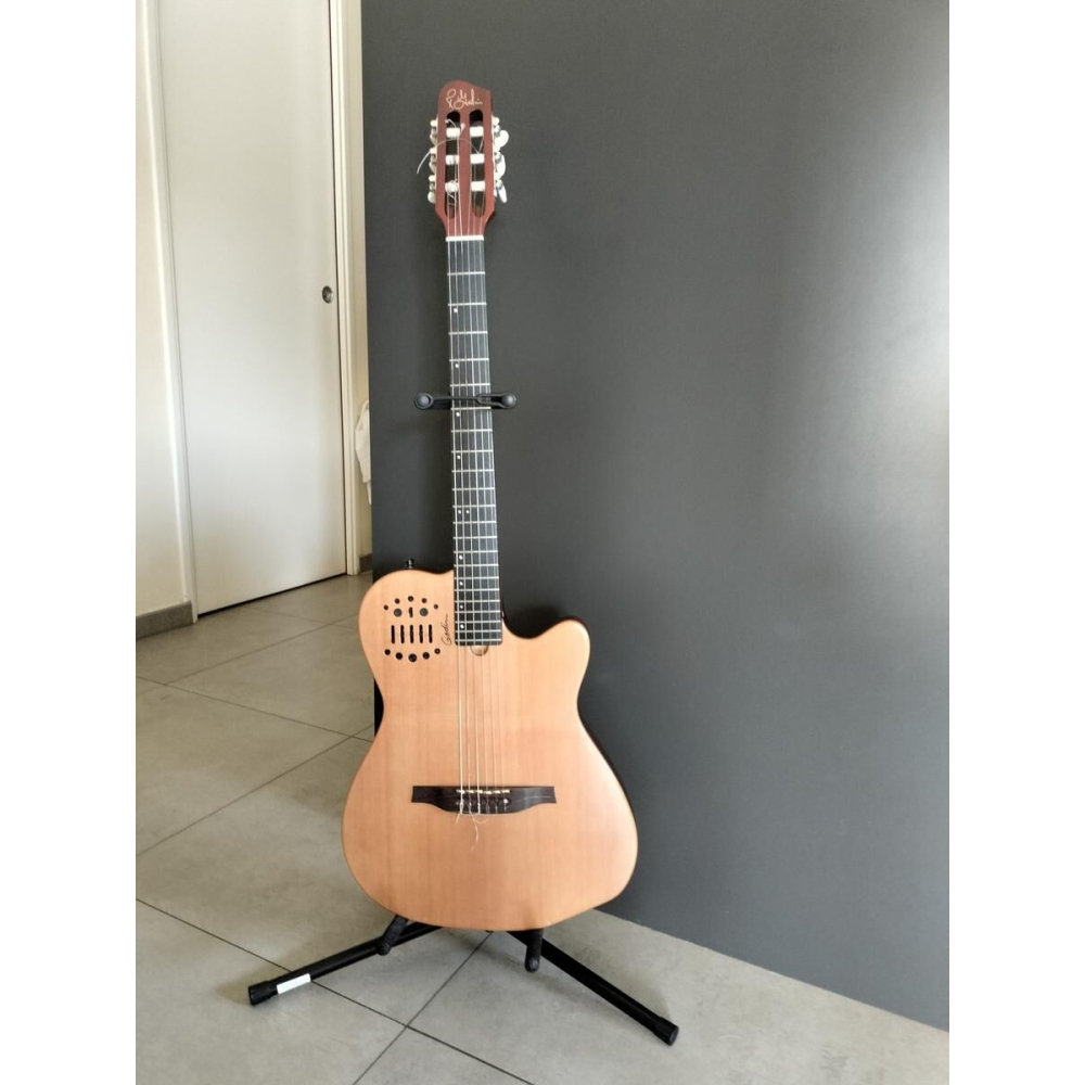 Godin ACS Slim Nylon Cedar Natural (Guitarra Eléctrica tipo ACS Slim de Cedro Natural)