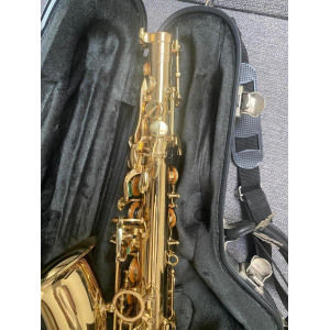 Selmer Saxofón Alto Super Action 80 Serie II del año 1996 en excelente estado casi nuevo