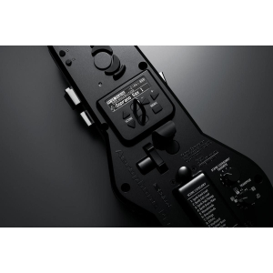 Roland Aerophone Pro AE-30 Digital Wind Instrument - Silver