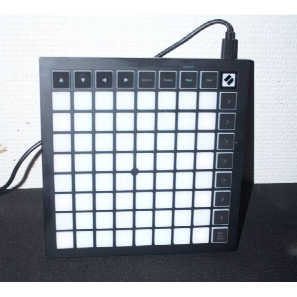 Novation Launchpad Mini [MK3] - Controlador MIDI