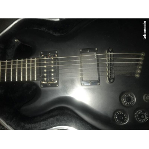 La guitarra Lâg RX100 para zurdos