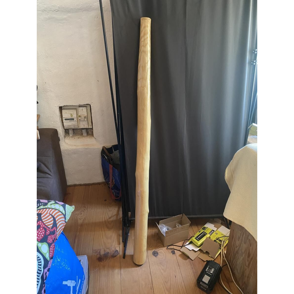 Didgeridoo in middle pitch