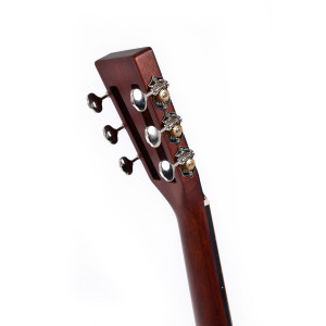 Sigma Serie All Solid S000m-18s Etui Ssc