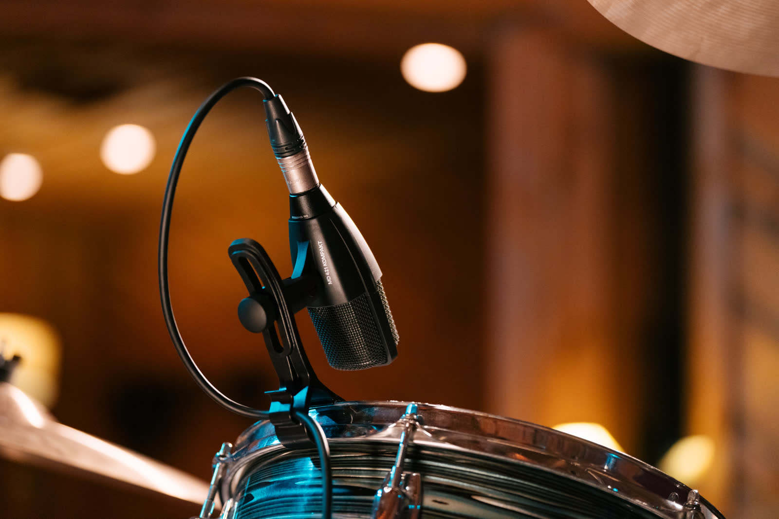 MD 421 KOMPAKT in the studio