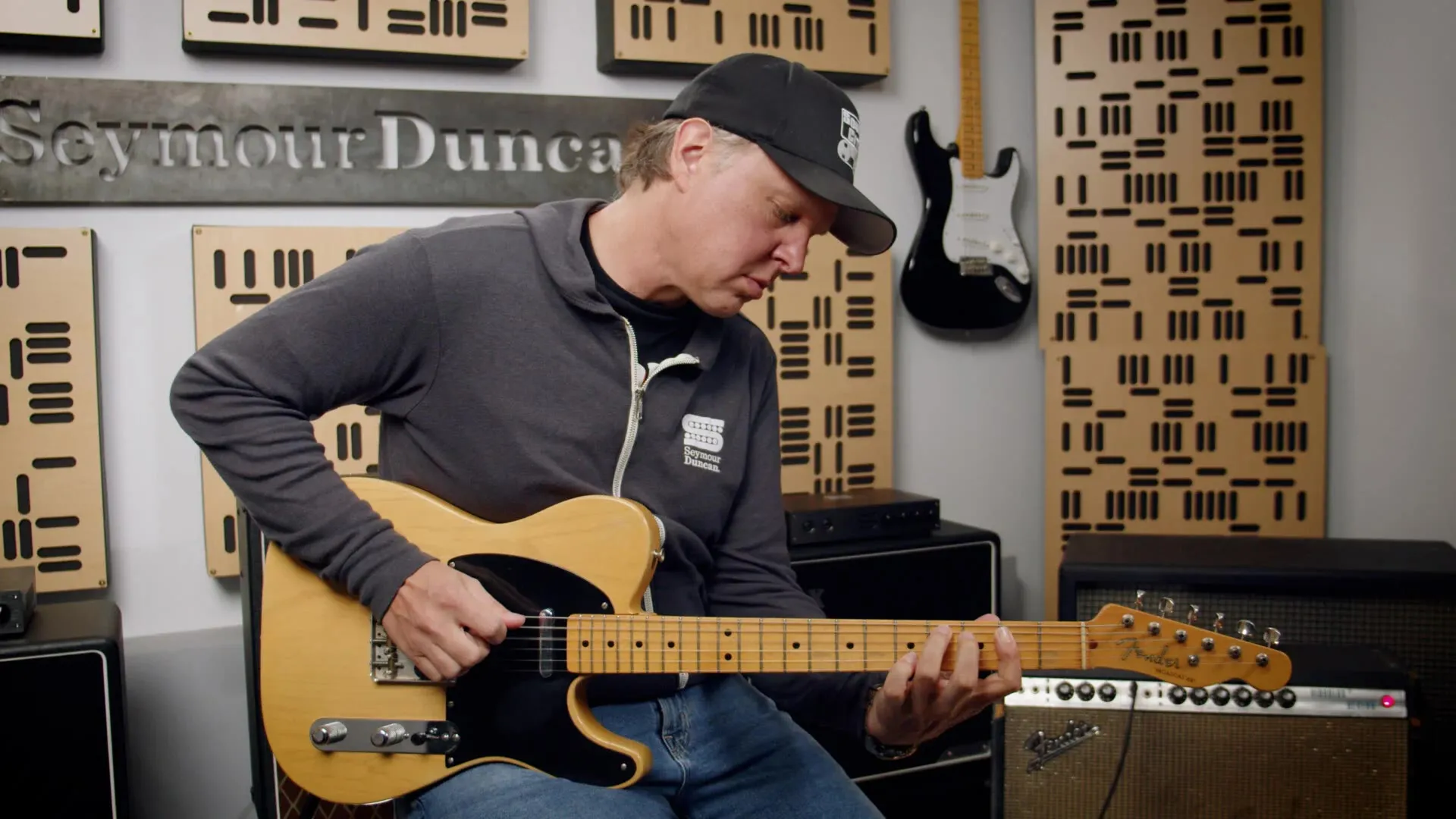 Joe Bonamassa jouant avec des micros Seymour Duncan