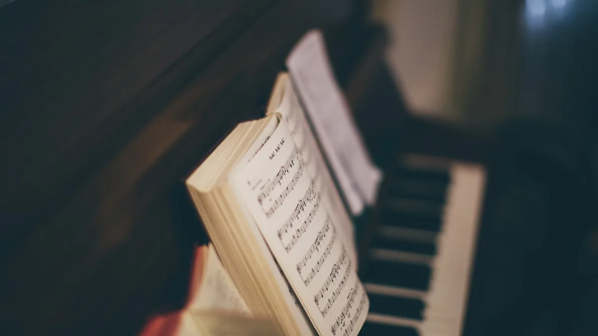Coin musique avec instruments variés Coin musique avec instruments variés